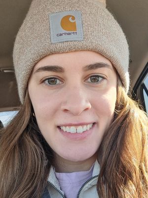 Rebecca, 27