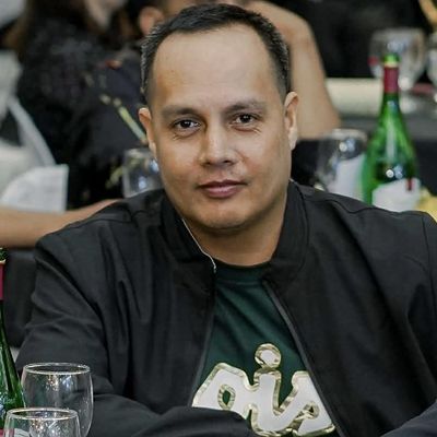 Richard, 41