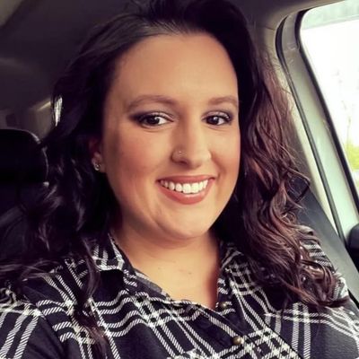 Elizabeth, 34