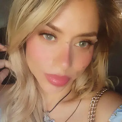 Rosita, 40