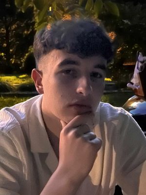 Kacper, 22