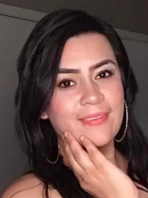 Viviana, 32