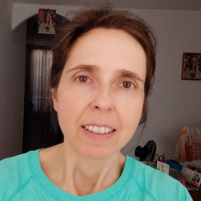 Susana, 48