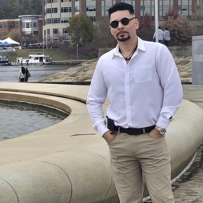 Julio, 49