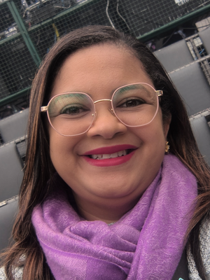 Karen, 43