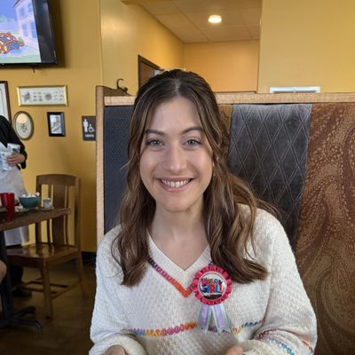 Natalie, 29
