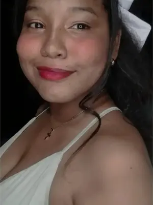 Nayeliz, 26
