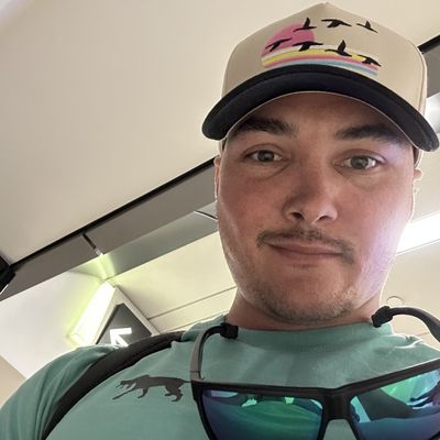 Ian, 31