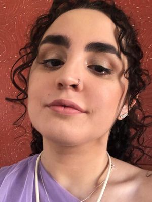 Isabela, 23