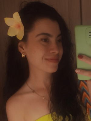 Daniela, 30