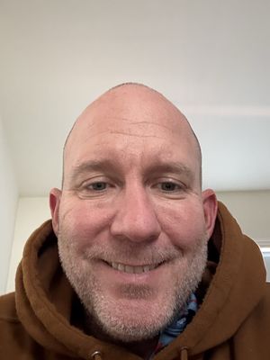 Kurt, 48