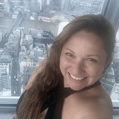 Cecilia, 44