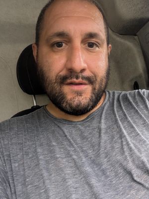 Joe, 40