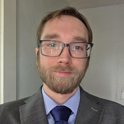 Byron, 33