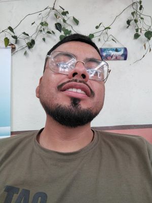 Cristhian, 34
