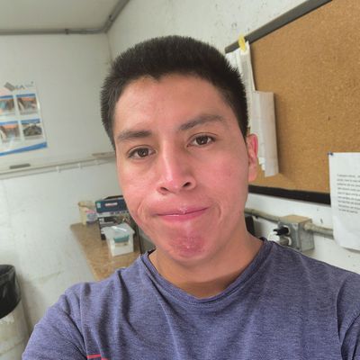 Luis, 24
