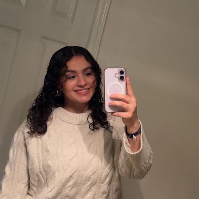 Angela, 20