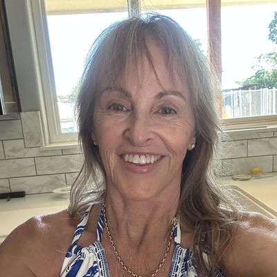 Vanessa, 65