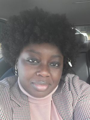 Larissa, 40