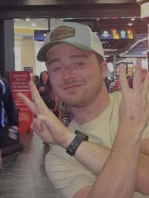 Braden, 25