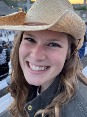 Katie, 25