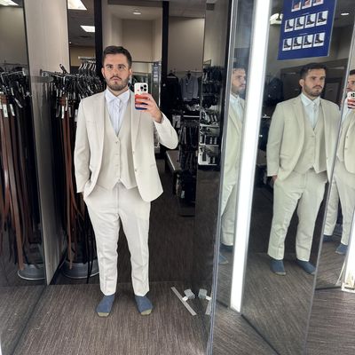 Kyle, 27