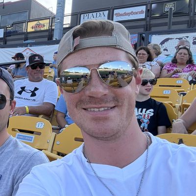 Luke, 25