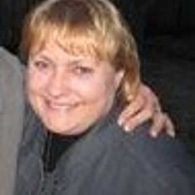 Lynda, 74
