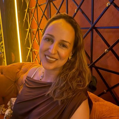 Beatriz, 46