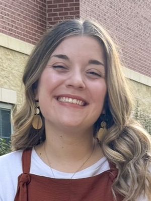 Emmalee, 22