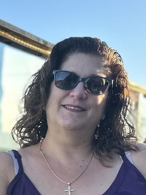 Gina, 58