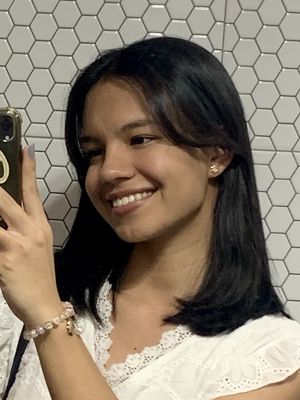Jazmin, 20