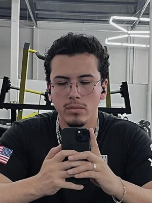 Gabriel, 24