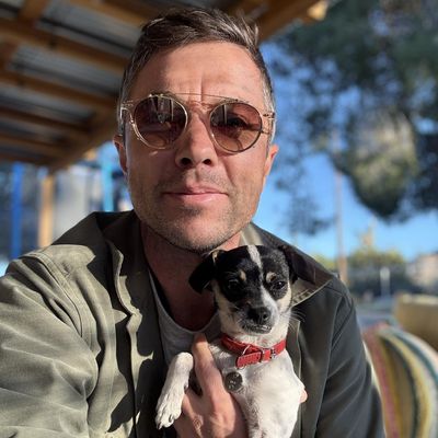 Scott, 48