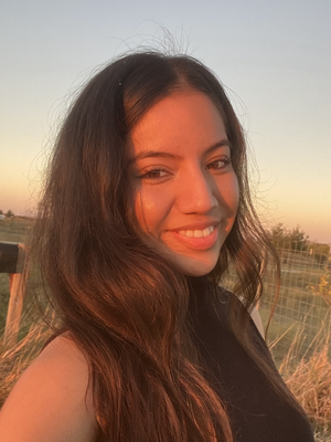 Andrea, 23