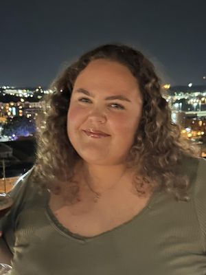 Kait, 25