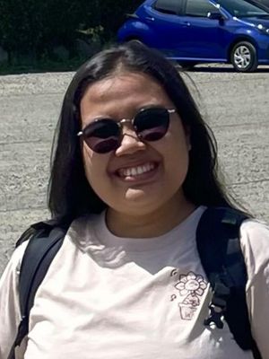 Ivana, 24