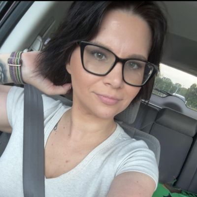 Noelle, 38
