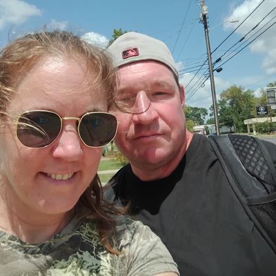Joey, 44