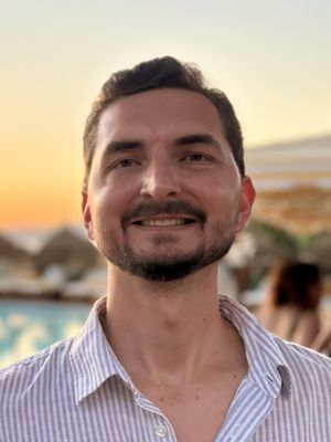 Juan, 31