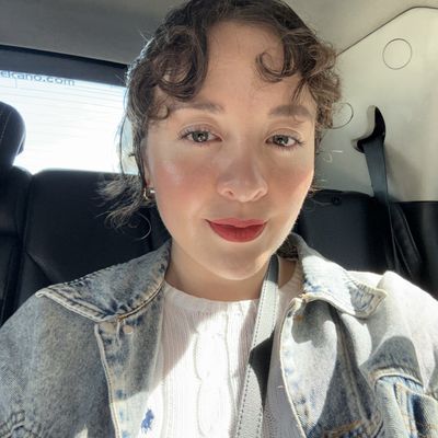 Val, 26