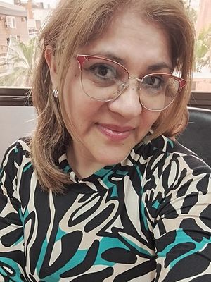 Nora, 50
