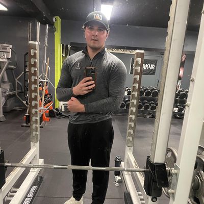 Sean, 23