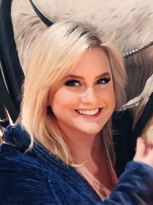 Sarah, 32