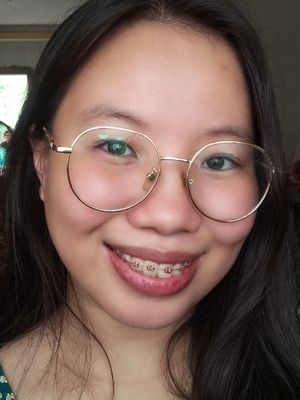 Debbie, 26