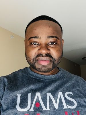 Luciano, 32