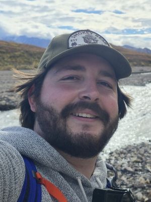 Joe, 26