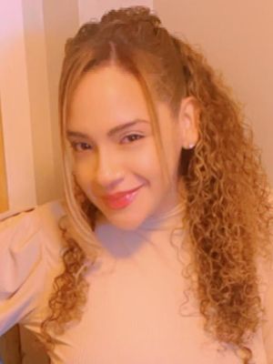 Tania, 37