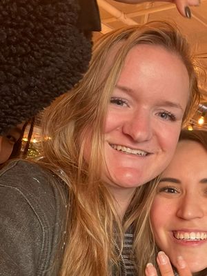 Veronica, 31