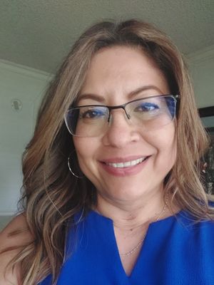 Rocio, 55